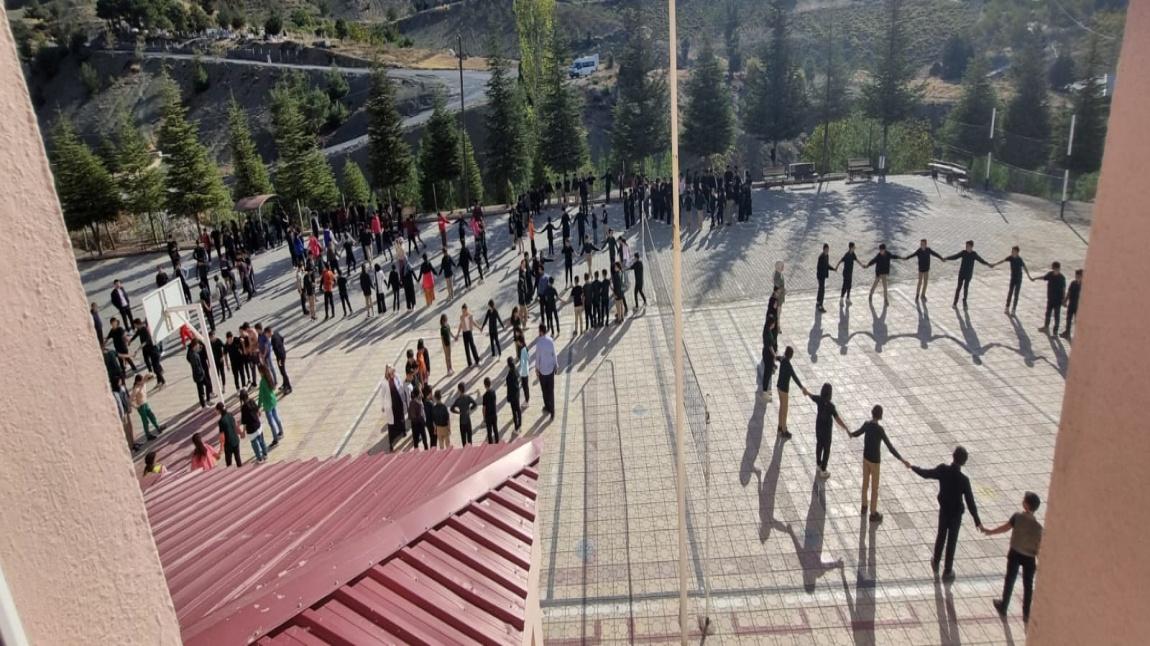 Okulumuzda deprem tatbikatı yapıldı.